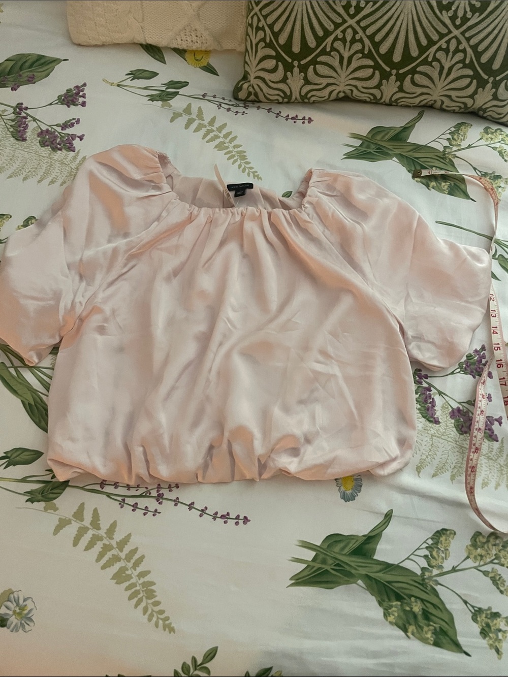 Ann Taylor Pale Blush Satin Puff-Sleeve Top